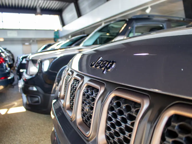 Occasion showroom Hillegom | Leeuwenhorst Automotive